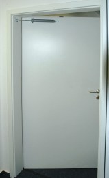 Pneumatic door closer in brown Mannesmann6